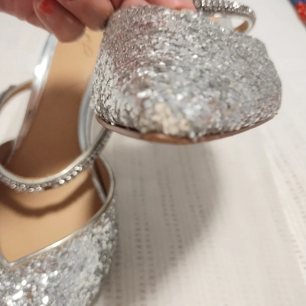 Jewel Badgley Mischka Jan Strappy Pointed Toe Stiletto